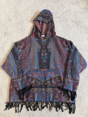 Kamaru Hoodie like new